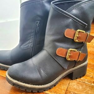 Moto boots. Size 6